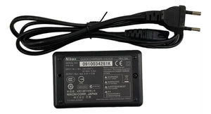 Carregador de Bateria NIKON MH-18a